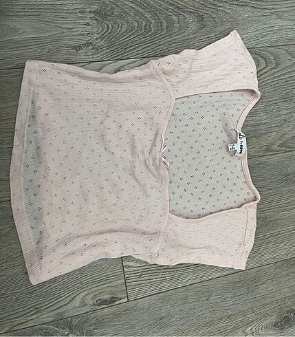 Lolita crop