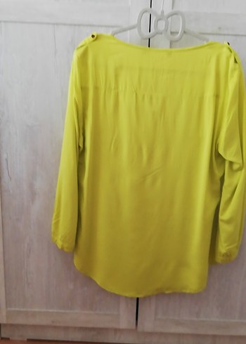 Sarı V Yaka Düğmeli Kadın Gömlek - Görsel 5