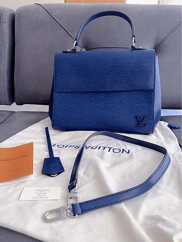 Louis Vuitton çanta