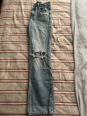 34 Beden stradivarius d92 jean
