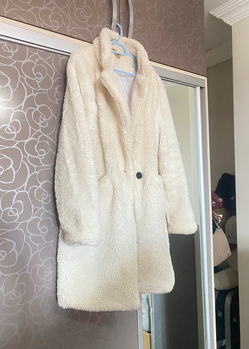 Beyaz Midi Peluş Kadın Kaban
