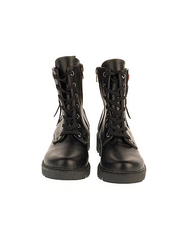 39 Beden PreLoved Bot %70 İndirimli.