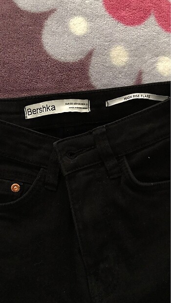 xs Beden siyah Renk BERSHKA JEANS