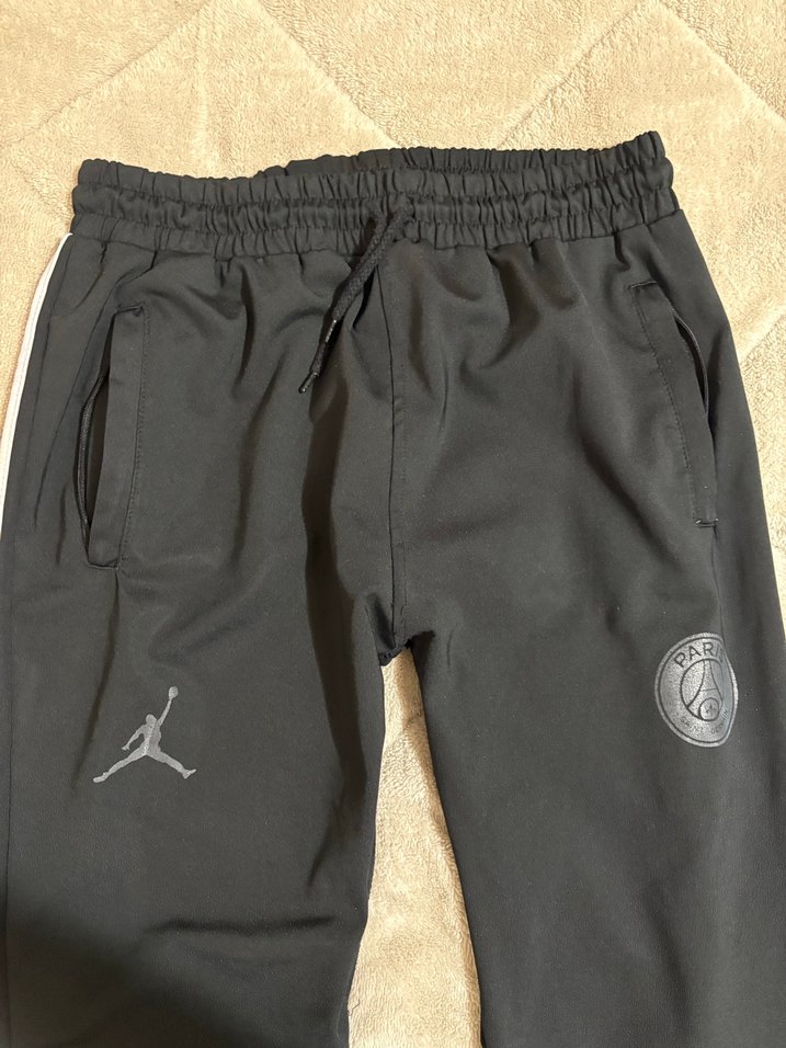 Siyah Fermuarlı Erkek Eşofman Altı - Görsel 2