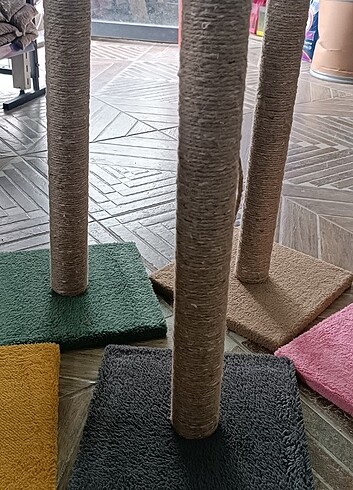 KEDİ TIRMALAMA TAHTASI ORTA BOY 