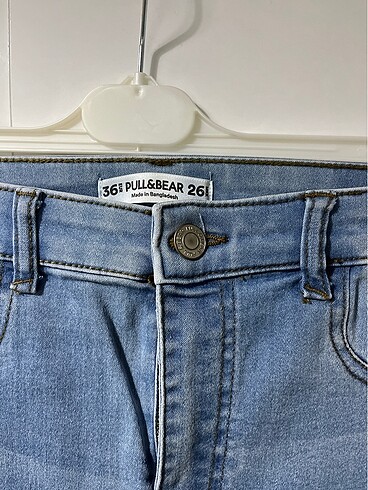 Pull and Bear Mavi jean