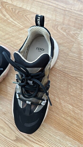 Fendi Spor ayakkabı