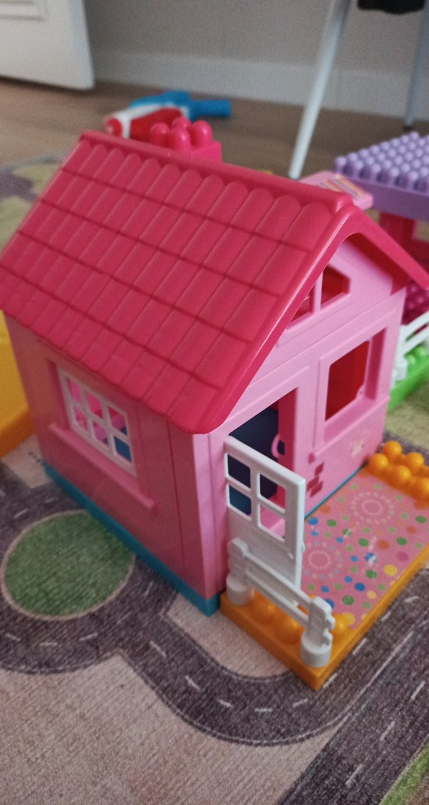 Renkli Pembe Oyun Evi ve Mobilya Seti - Görsel 2