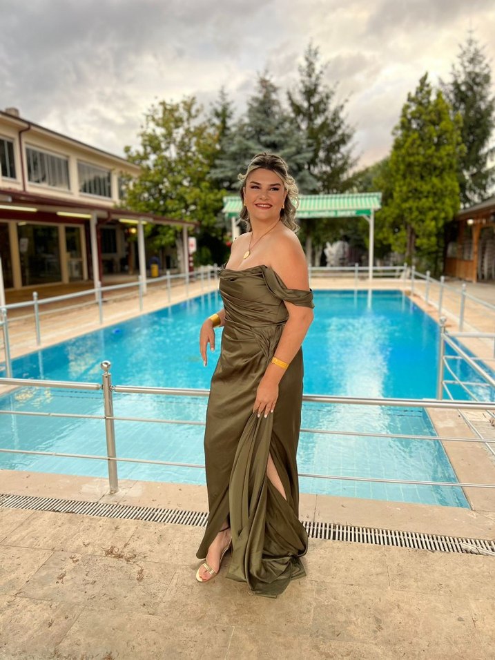 Drapeli Kayık Yaka Uzun Abiye Elbise - Görsel 2