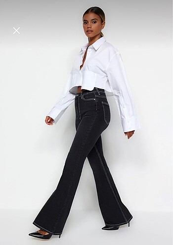 Trendyolmilla siyah yüksek bel flare jeans