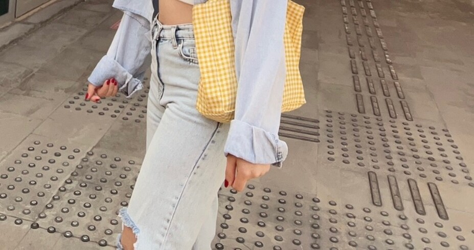32 Beden mavi Renk Straight dizi yırtık detaylı kadın jeans