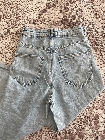32 Beden mavi Renk Defacto straight wide yırtık detaylı yüksek bel jeans pantolon