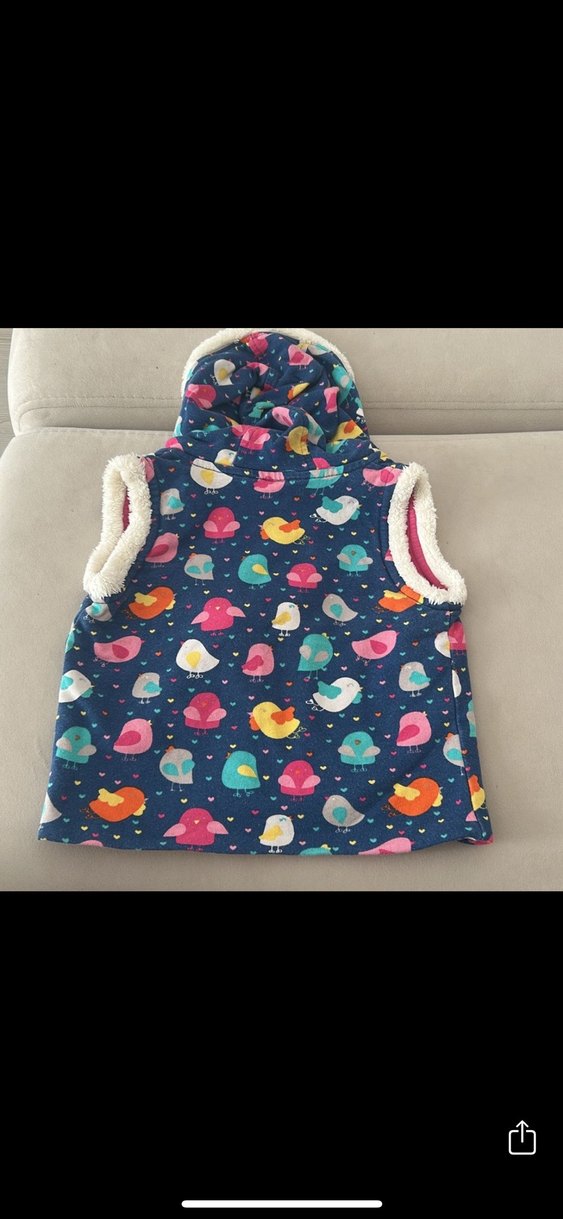 Kapüşonlu Renkli Kız Çocuk Yelek - Görsel 4