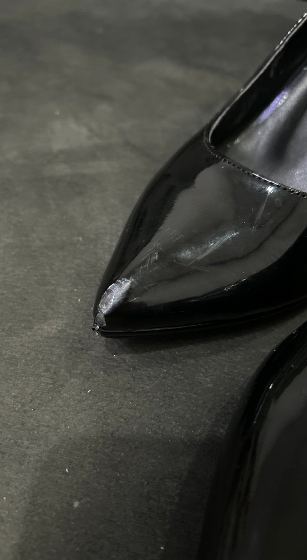 Parlak Siyah Derimod Stiletto - Görsel 2