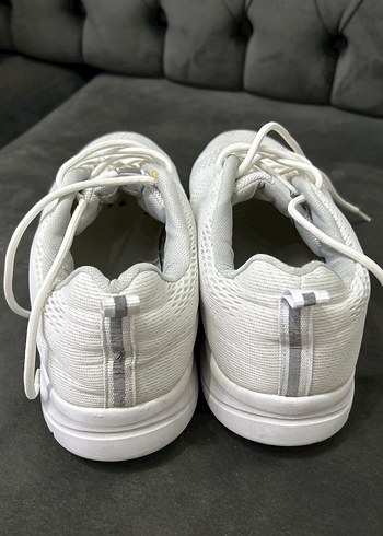 Beyaz Bağcıklı Erkek Spor Ayakkabı - Görsel 4