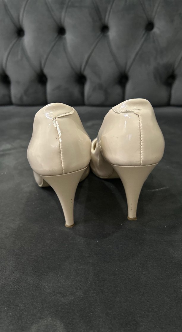 Krem Stiletto Topuklu Kadın Ayakkabı - Görsel 4