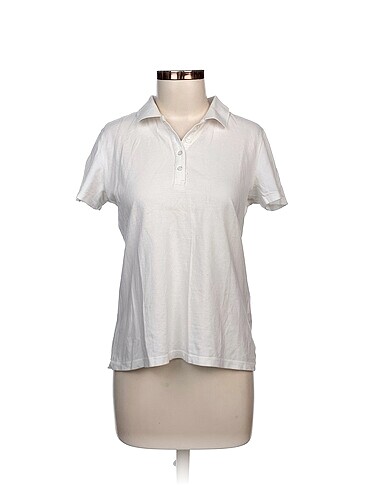 Defacto T-shirt %70 İndirimli.