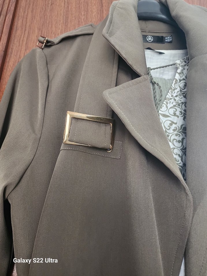 Kemerli Uzun koyu haki j Kadın Trençkot - Görsel 5