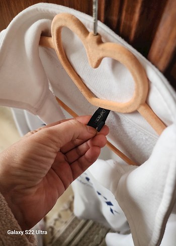 Beyaz Fermuarlı Kadın Sweatshirt - Görsel 2