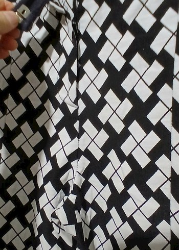 Kadın Beyaz Pilili Kumaş Pantolon - Görsel 3