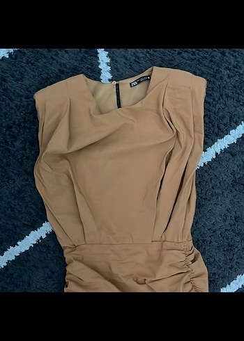 Zara Vatkalı Drapeli Mini Elbise - Görsel 4