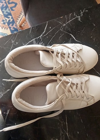 38 Beden Beyaz Spor Ayakkabı Stiletto Topuklu