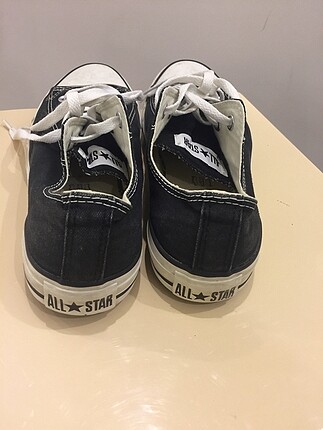 41 Beden siyah Renk Orjinal 41 numara siyah converse