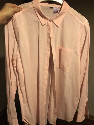 H&M H&m pudra gomlek