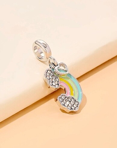 Pandora Gökkuşağı Charm