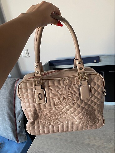 Guess vintage kol çantası