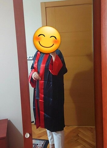 Mezuniyet cübbesi