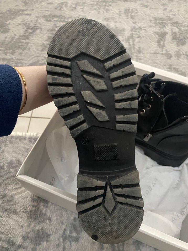 Siyah Deri Topuklu Kadın Bot - Görsel 5