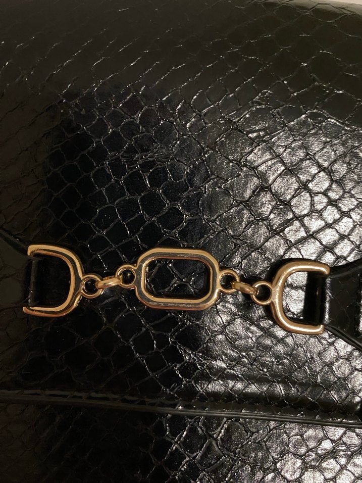 MNG Siyah Yılan Derisi Desenli Deri Çanta - Görsel 5