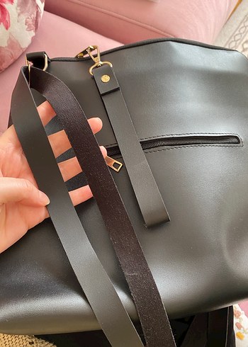 ZARA Siyah Deri Fermuarlı Kadın Çanta - Görsel 2