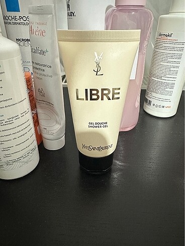 ysl libre duş jeli 50 ml