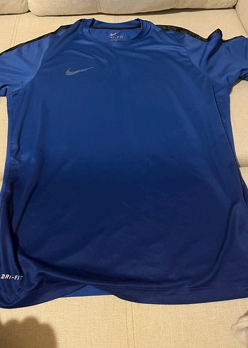 Orijinal Nike Dri-FIT Kısa Kollu Tişört