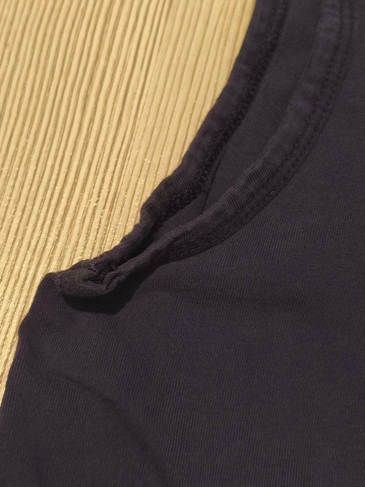 Çocuklar için beyaz ve koyu renk atletler - Görsel 3