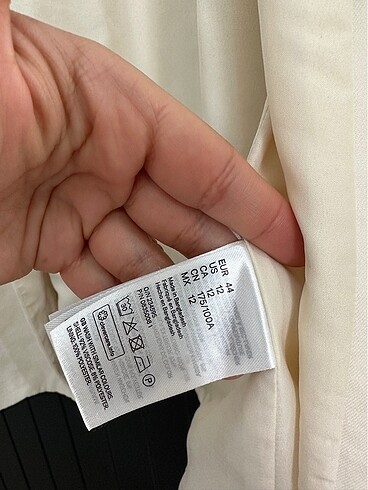 44 Beden ten rengi Renk H&M mevsimlik blazer ceket