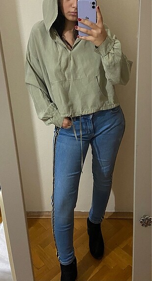 Zara Sarı Şerit Detaylı Pantolon