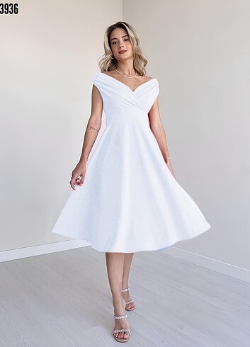 İLAN NO Y E 7 BAYANLARA KREP KUMAŞ ETEĞİ VOLANLI ELBİSELER - Görsel 6