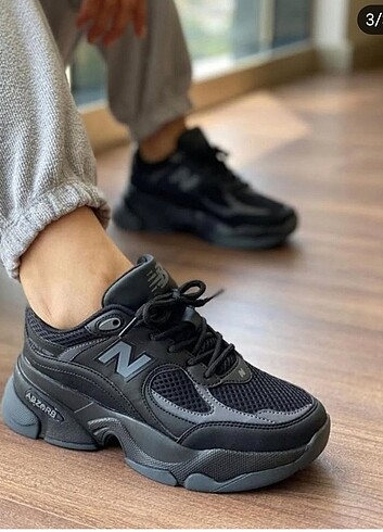 New Balance İLAN NO A 11 H BAYAN NEW BALANCE SPOR AYAKKABILARI