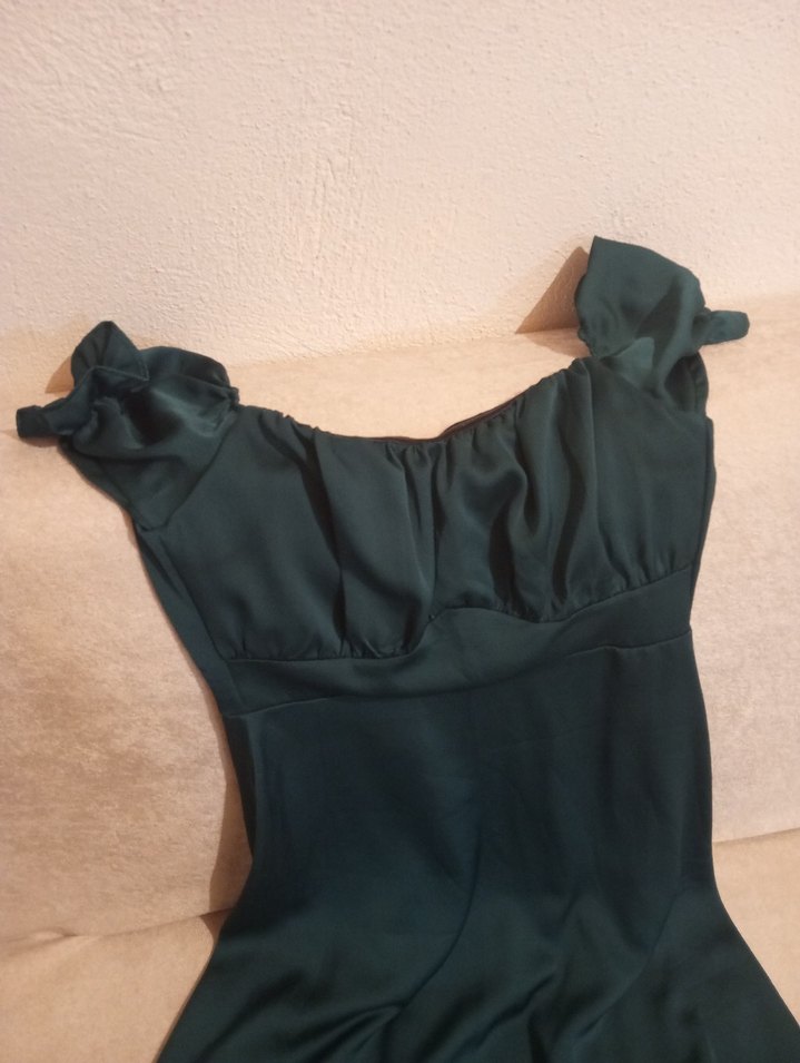 yeşil Midi saten abiye - Görsel 2