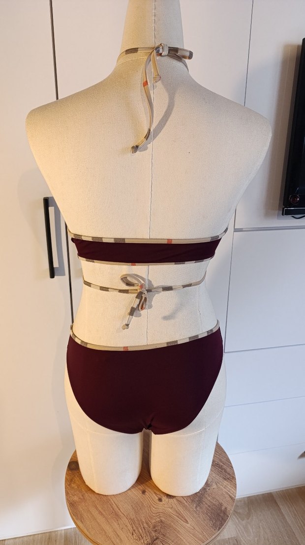 Burberry Brit Bikini Takım. - Görsel 2