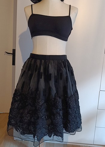 38 Beden Alice + Olivia marka, Dantel İşlemeli Siyah Pia Puf Etek