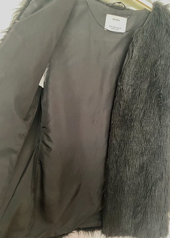 Bershka BERSHKA SİYAH KÜRK YELEK