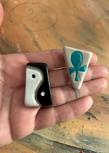 Tasarımcı Ankh ve Yin and Yang Seramik Küpe