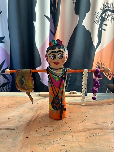 Frida Kahlo takı standı, dekoratif obje