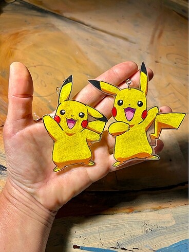 Tasarımcı Pikachu küpe