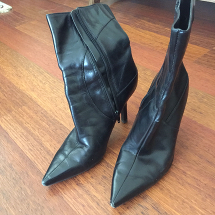 Nine West Ninewest uzun topuk siyah kısa bot