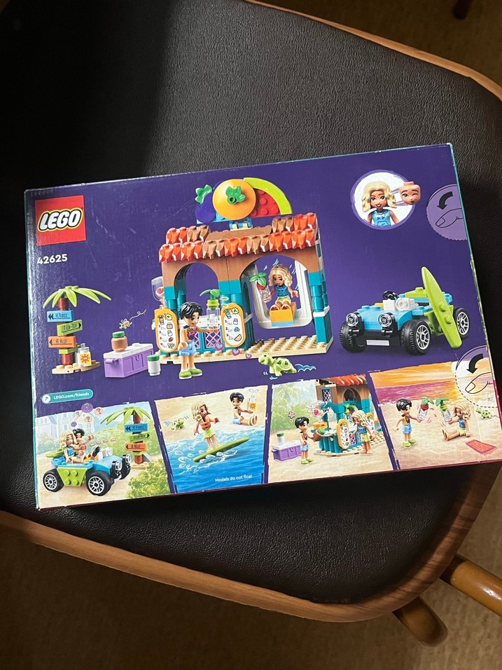 LEGO Friends Pastel Renkli Plaj Smoothie Standı - Görsel 2